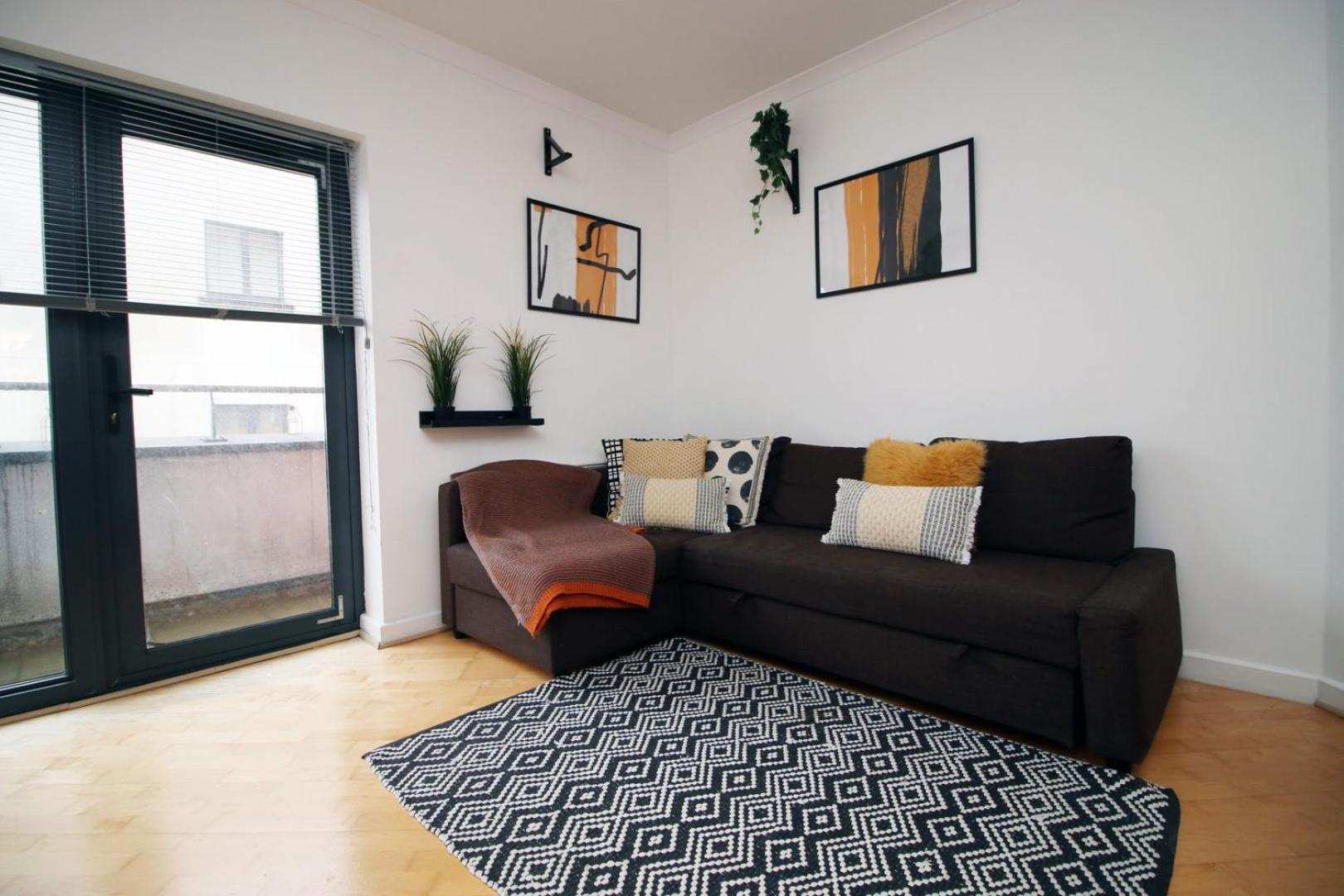Centrally Located Spacious 2Br | Cohost Partners Кардіфф Екстер'єр фото